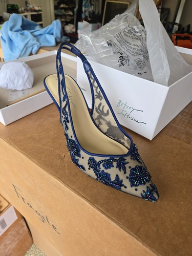 Betsey johnson nikki - johnson, 8.5